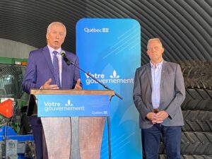 Le gouvernement nourrit le milieu agricole