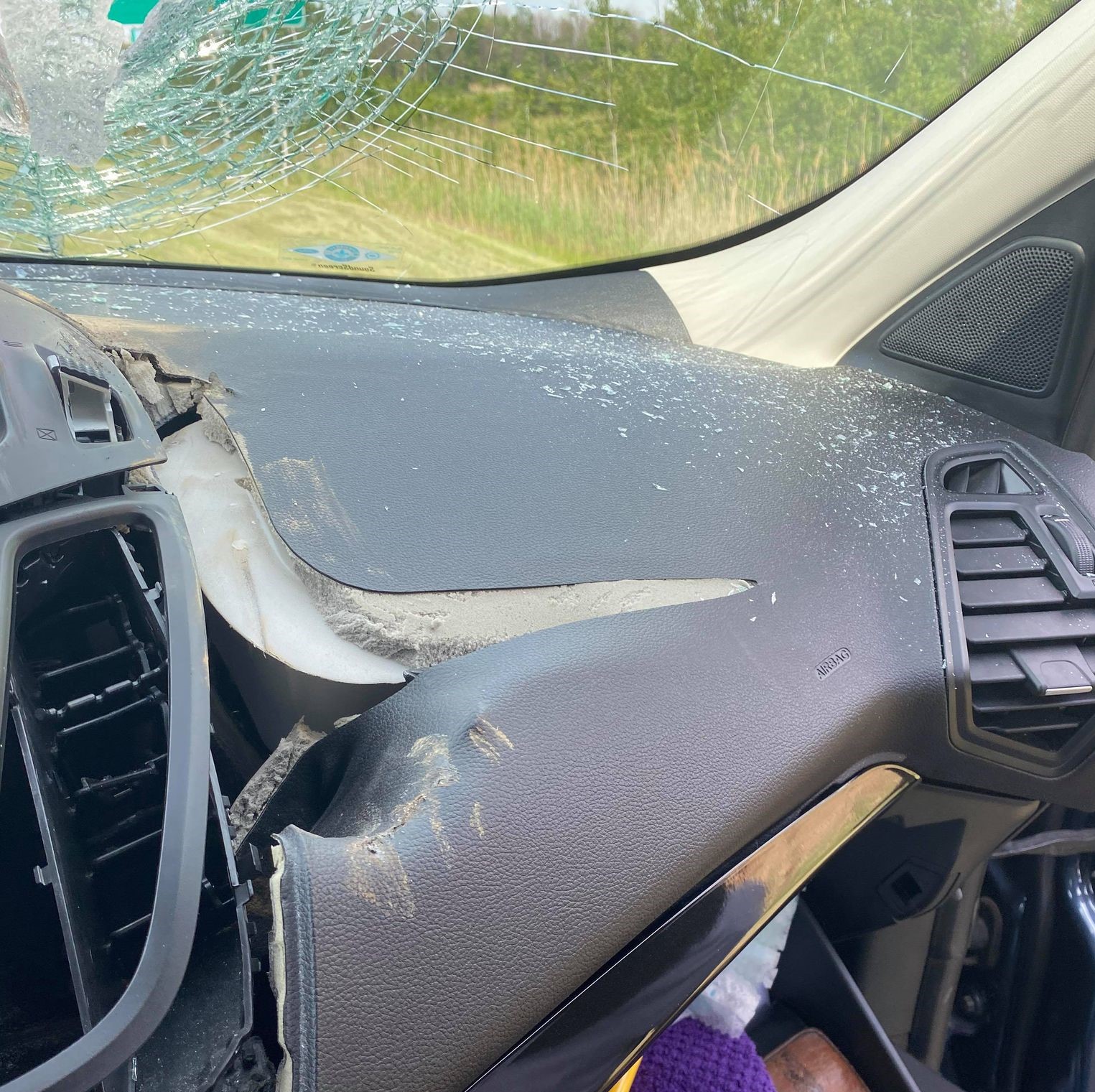 Frappés par un objet sur l'A30, ils sont chanceux d'être en vie