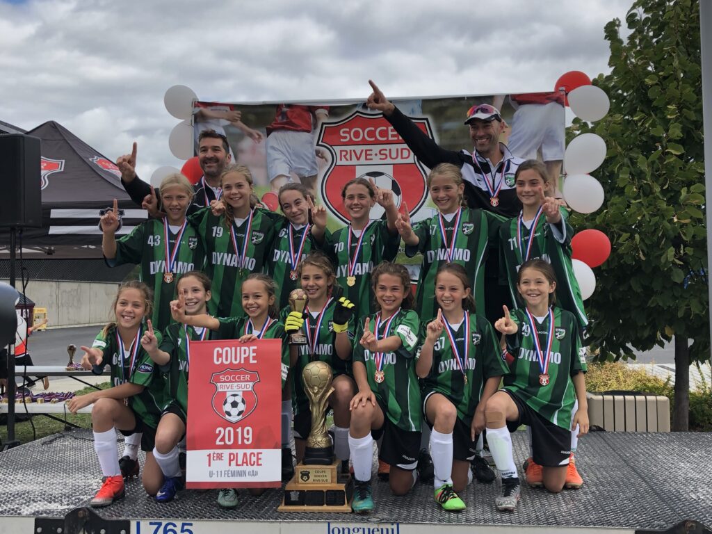 Championnes de la Coupe de la Rive-Sud!