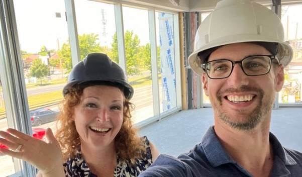 VIDÉOS – Mauvaise qualité de l’air : des mères simulent leur mort à La Prairie