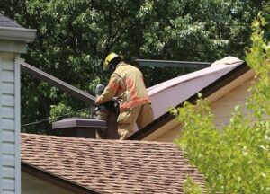 Les vents violents causent des dégâts