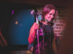 Une Candiacoise à la Place des arts