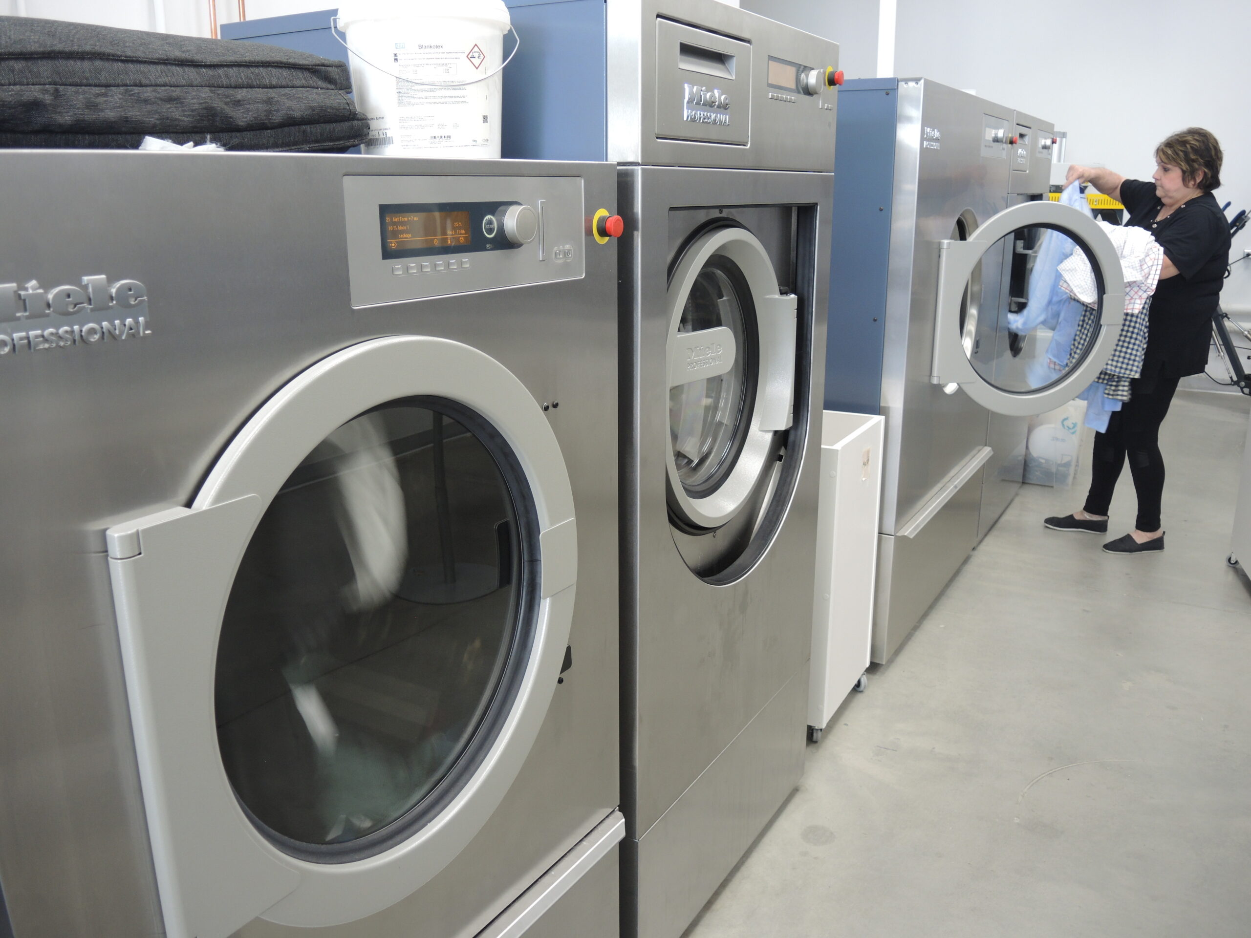 Un nettoyeur de La Prairie adopte le virage vert