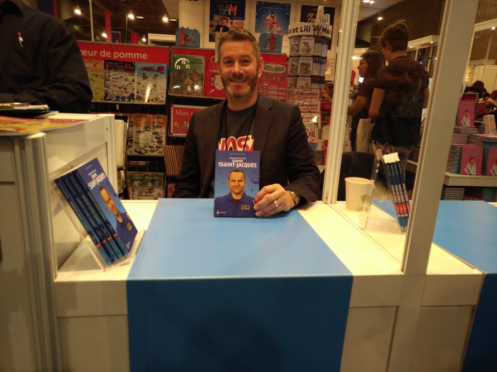 Un livre sur l’astronaute David Saint-Jacques publié par un résident de la région