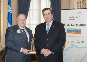 Le député de La Prairie rend hommage à un bénévole