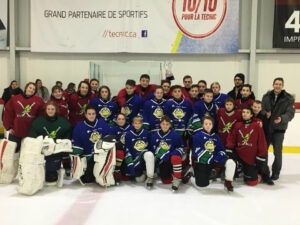 Un joueur des Canadiens remet une bourse de 5 000 $ à l’école Jacques-Leber
