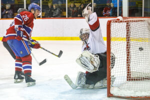 Les Anciens Canadiens de Montréal l’emportent 11-8