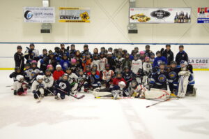 Invitation réussie pour la relève féminine de hockey