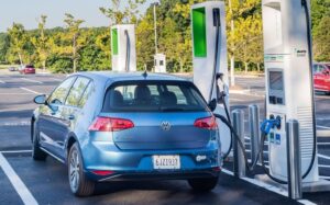 Volkswagen installera des bornes de recharge ultra rapides au Canada