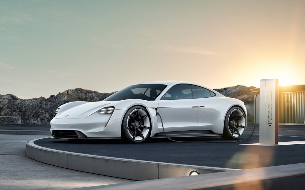Les détails techniques de la Porsche Taycan 2020 se confirment