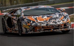 Lamborghini publie un aperçu de sa nouvelle Aventador SVJ