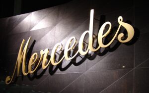 Mercedes-Benz : une histoire de guerres et de paix