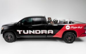 Toyota fait de son Tundra une pizzeria mobile!