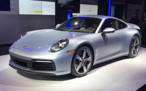 Porsche 911 2020 : une 8e génération classique et plus moderne