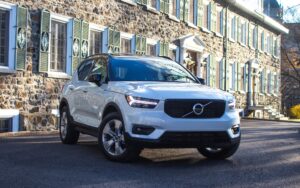 Un Volvo XC40 électrique sera bientôt dévoilé