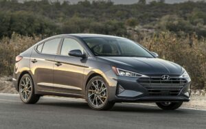 Hyundai Elantra 2020 : la médaille de bronze