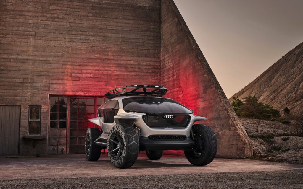 Le concept Audi AI:TRAIL quattro vole la vedette à Francfort