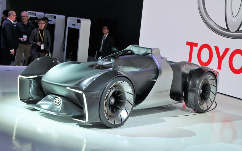 Toyota dévoile le concept e-Racer au Salon de l’auto de Tokyo