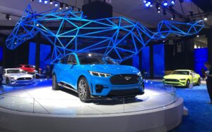 Mustang Mach-E 2021 : la star survoltée du salon