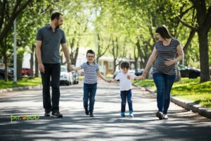 Une Candiacoise remet 1 700$ à Mira en prenant des photos