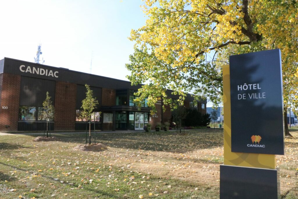 L'hôtel de ville et la cour municipale rouvrent sur rendez-vous à Candiac