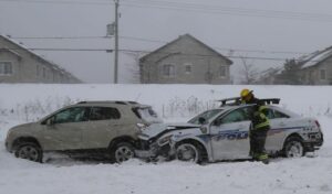 Carambolage impliquant deux voitures de police à Candiac