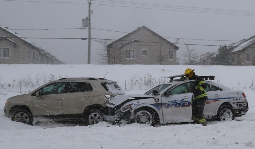 Carambolage impliquant deux voitures de police à Candiac