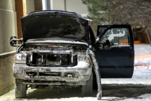 Saleuse incendiée derrière un commerce à Saint-Constant