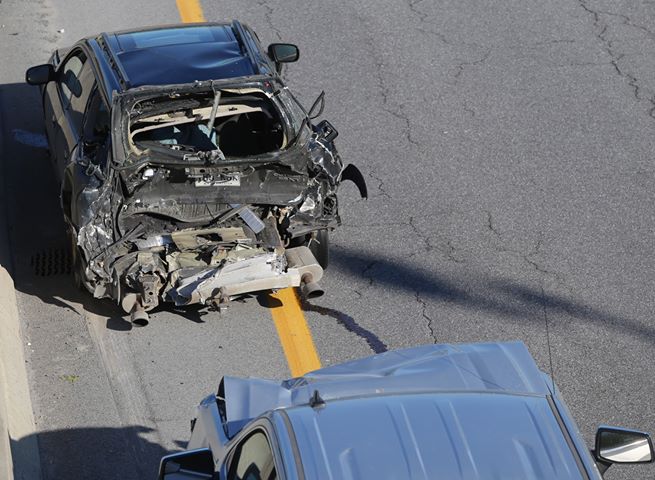 VIDÉO – Un changement de voie cause un accident sur la route 132
