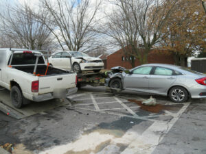 Accident avec trois véhicules sur la rue Saint-Pierre