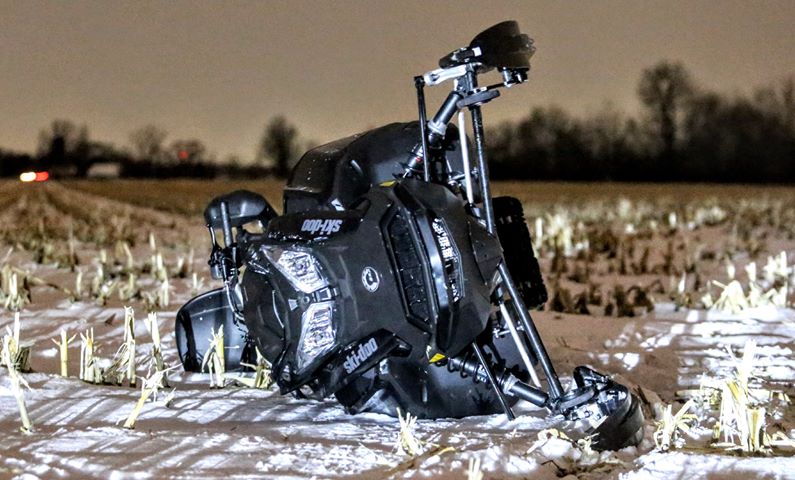 Deux conducteurs de motoneige blessés dans un accident à Saint-Philippe