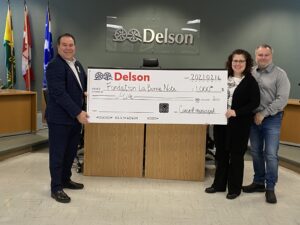 Delson remet un don de 1 000$ à la Fondation La bonne note