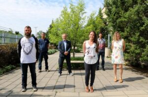 Candiac s'entend avec ses cols bleus