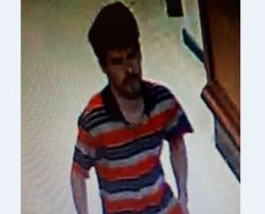 Individu recherché pour fraude