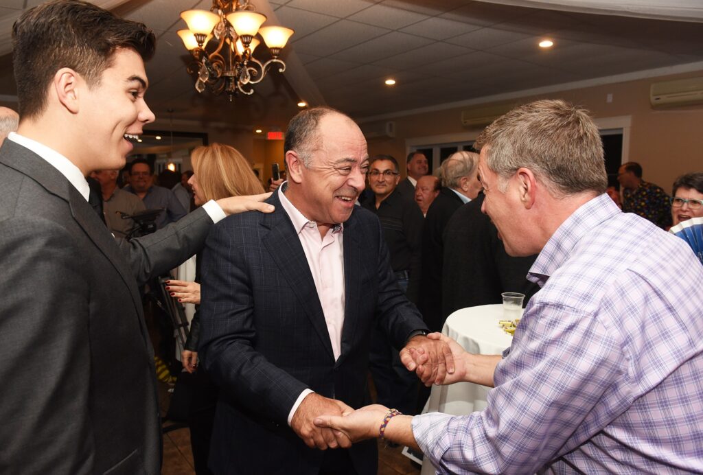 Christian Dubé élu dans La Prairie