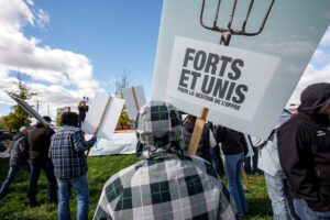 Les producteurs laitiers manifestent à Delson