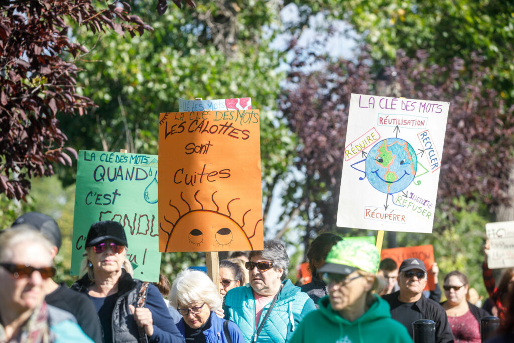 Les citoyens manifestent pour le climat à La Prairie
