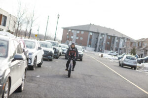 Il se lance le défi de passer 100 jours sans voiture
