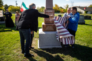 Dévoilement d’un monument pour les seigneurs Sanguinet à Saint-Constant