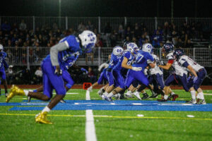 Belle entrée en scène pour les équipes de football