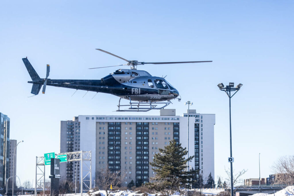PHOTOS ET VIDÉO – Tournage d’un film hollywoodien à la Place Longueuil