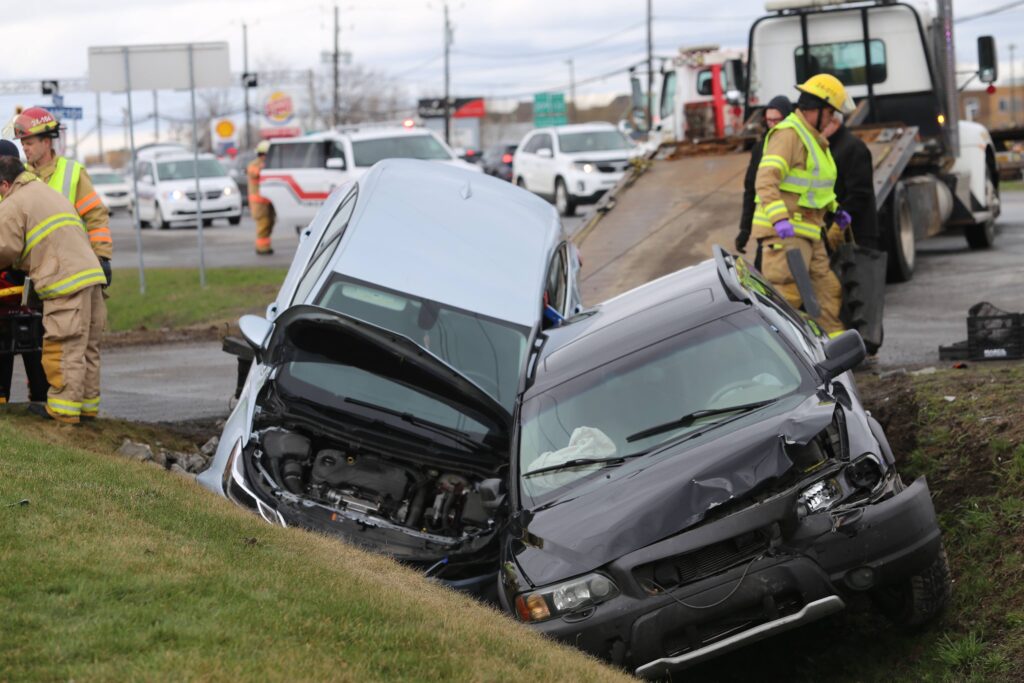 Un virage à gauche serré à l’origine d’une collision sur la route 132