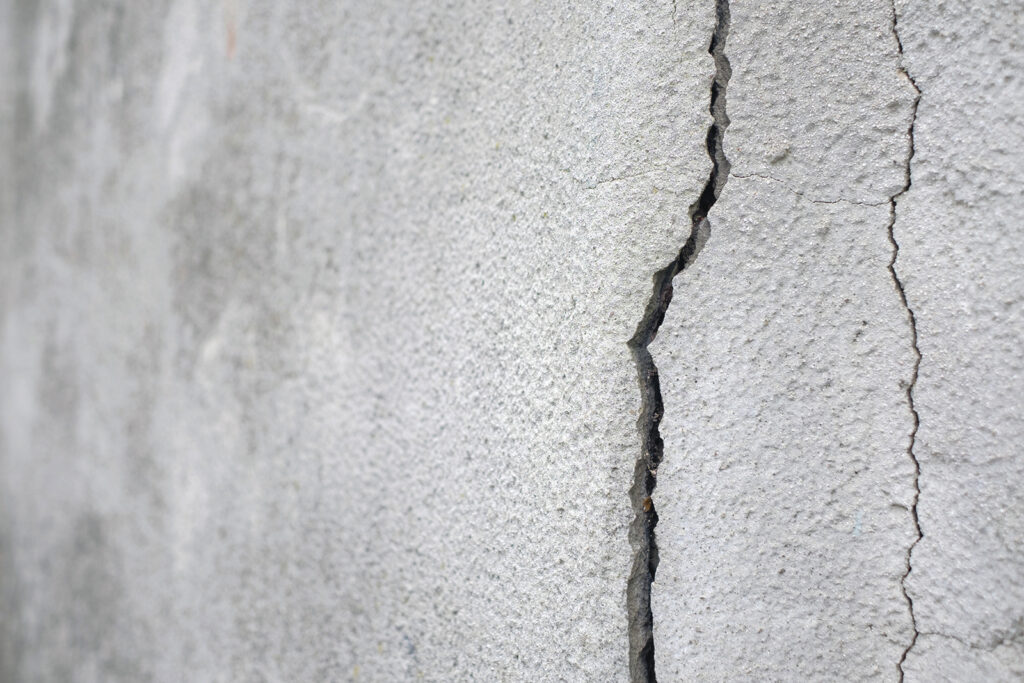 Fissures de fondations : les risques de l’hiver