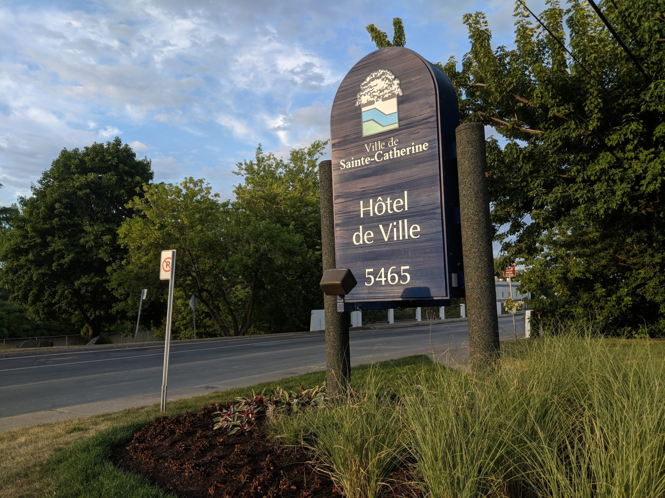 Conseils municipaux : plus de femmes élues, mais pas encore de parité partout