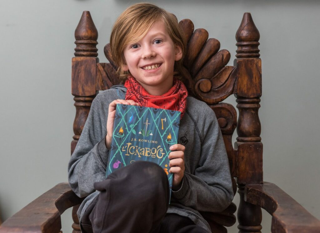 Son dessin illustre le nouveau livre de J.K. Rowling