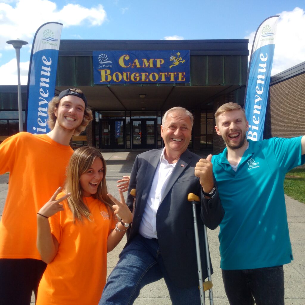 Emplois d’été Canada : période d’inscriptions pour les entreprises