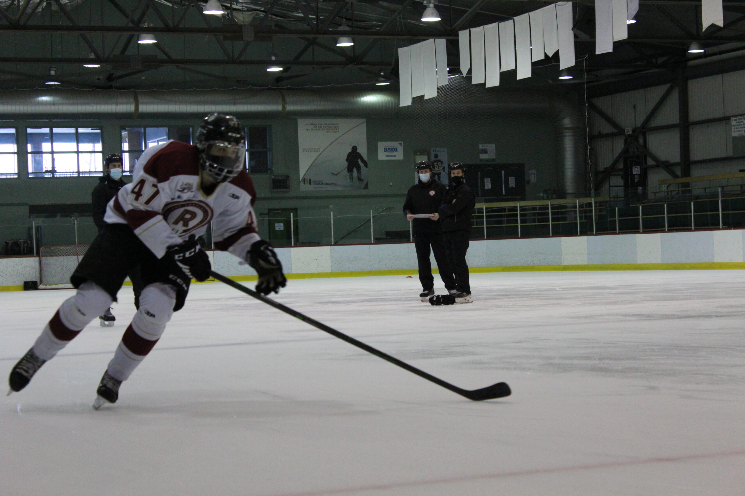 VIDÉO – Deux Riverains atteignent la finale du Défi Midget AAA RDS
