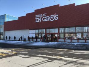 Bureau en gros doit se limiter au commerce en ligne