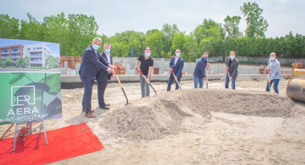 VIDÉO – Deux immeubles de condos locatifs bâtis sur un terrain «complexe» à Saint-Constant