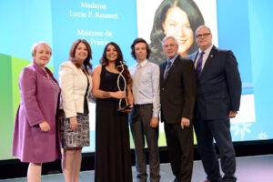 Lucie F. Roussel remporte un prix à titre posthume